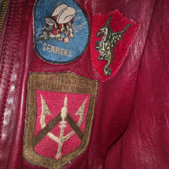 Bomber leather jacket - Picture 4 of 8